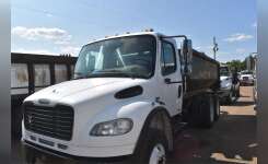 2005 FREIGHTLINER BUSINESS CLASS M2 106 Garbage Truck in Covington, TN