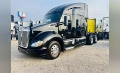 2016 KENWORTH T680 Conventional - Sleeper Truck, Tractor in Donna, TX