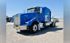 2014 KENWORTH T800 Conventional - Sleeper Truck, Tractor in Donna, TX