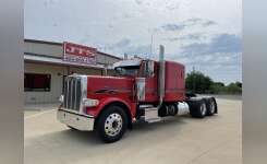 2018 PETERBILT 389 Conventional - Sleeper Truck, Tractor in Rhome, TX