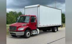 2013 FREIGHTLINER BUSINESS CLASS M2 106 Box Truck - Straight Truck in Lansing, MI