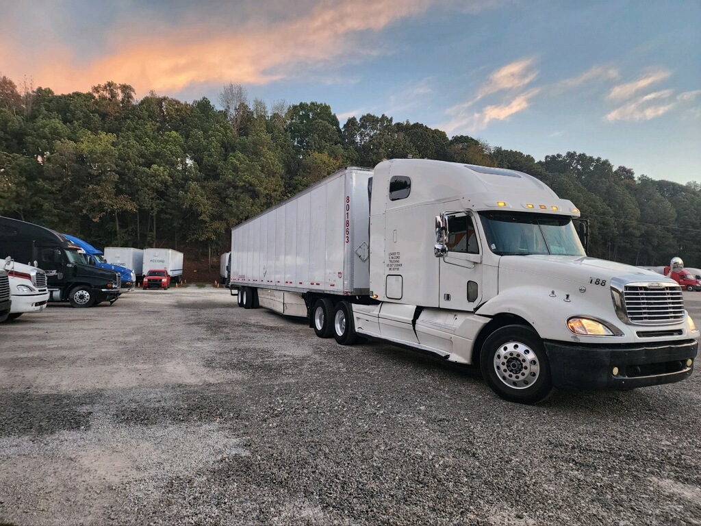 2006 Freightliner COLUMBIA, forest park GA 5023817829