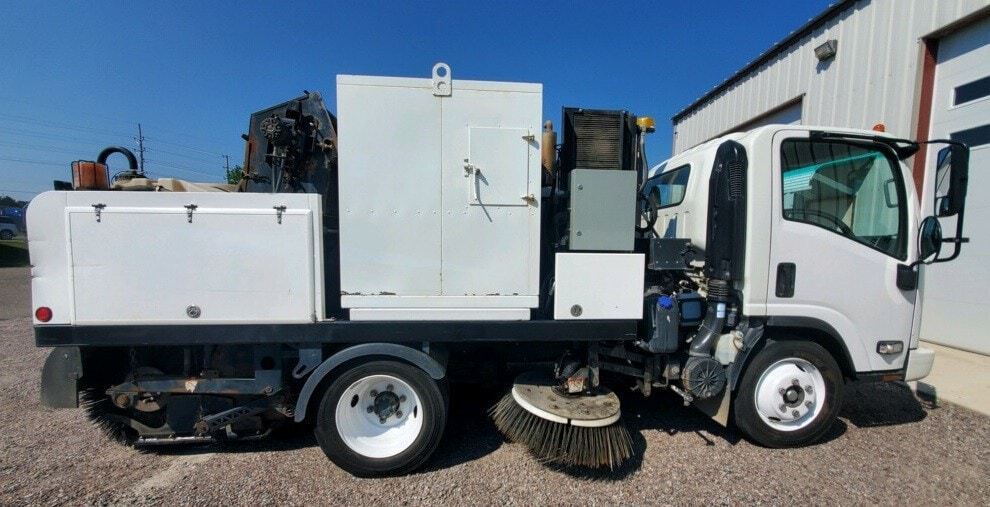 Used 2018 Elgin Broom Badger Sweeper For Sale in Riverside, NJ