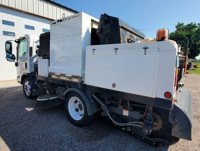 Used 2018 Elgin Broom Badger Sweeper For Sale in Riverside, NJ