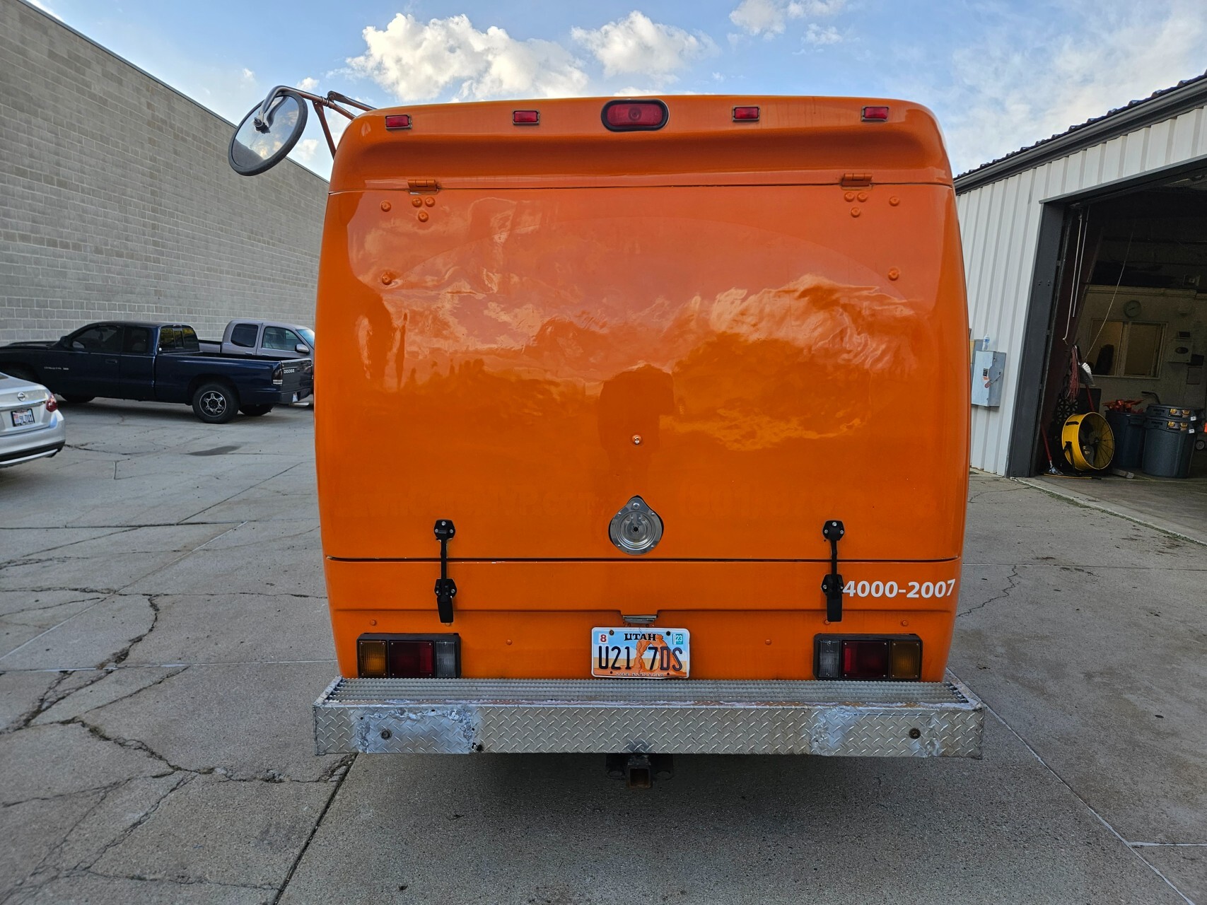 Used 2004 Isuzu Npr in West Jordan, UT 5028048088 Commercial Truck Trader