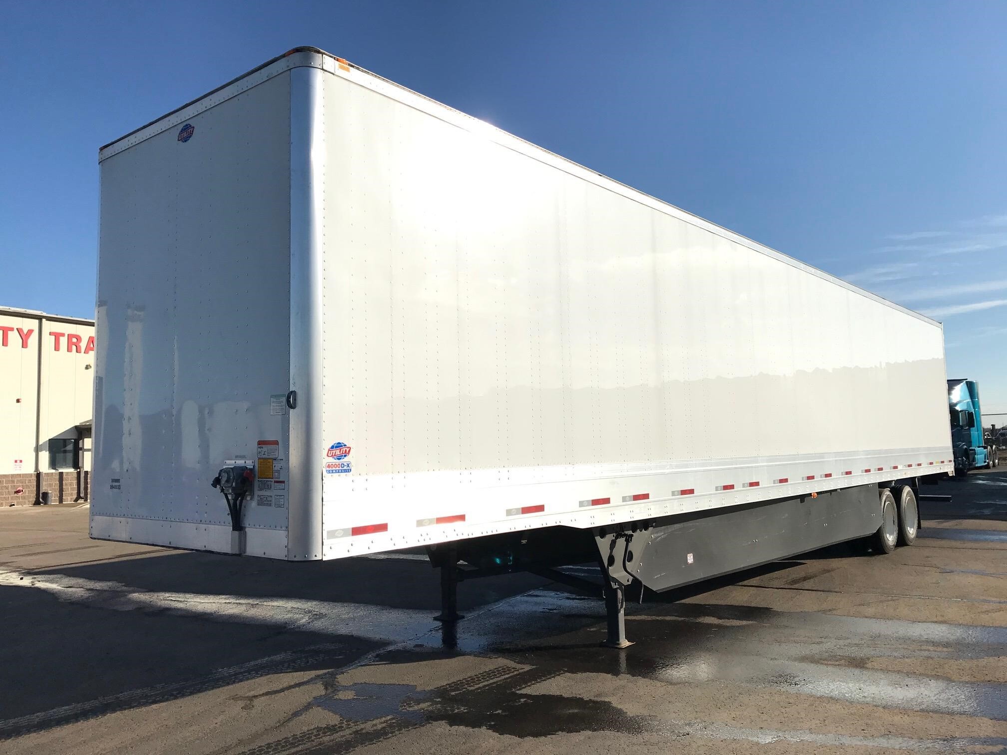 New 2024 Utility 4000DX Tbr Dry Van, 53' X 102", Air Ride W Slider in