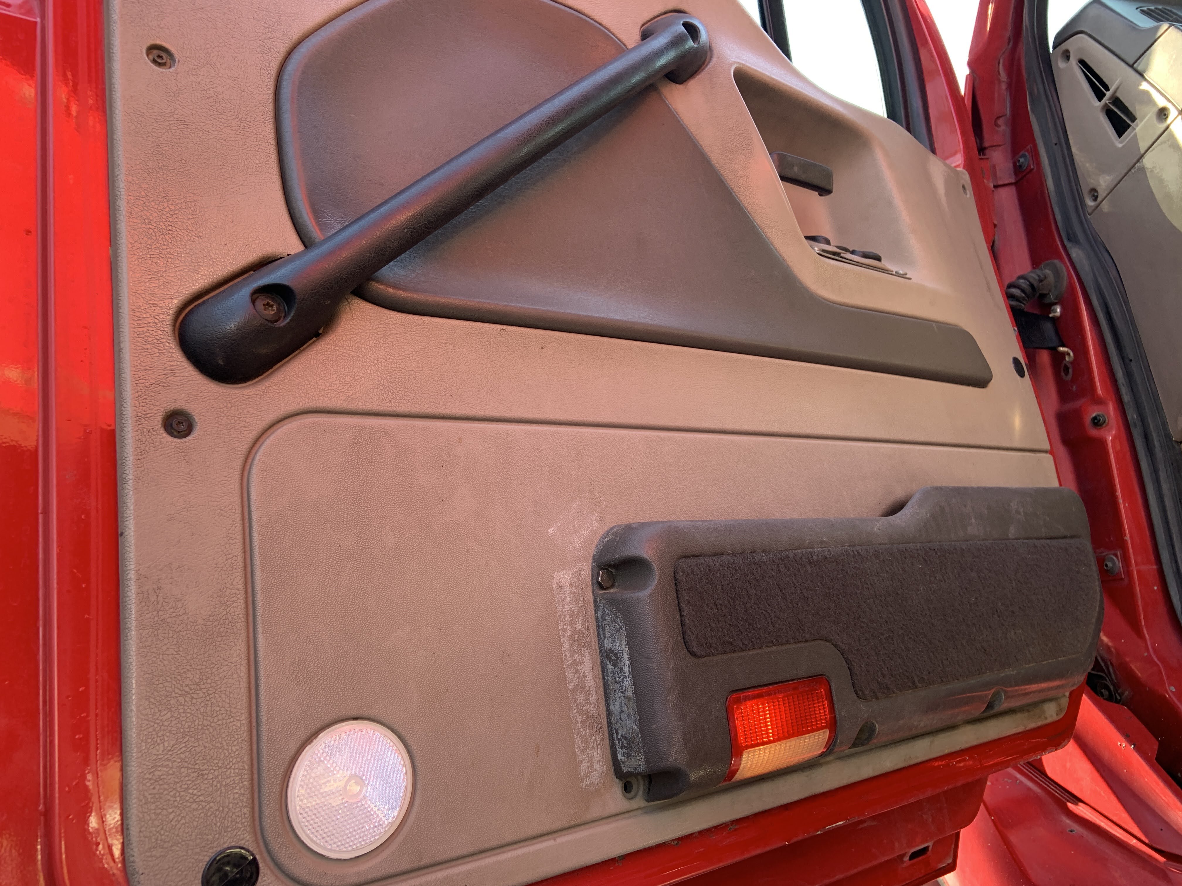 Used 2008 Sterling LT9500 For Sale in Sparta, KY 5028405489