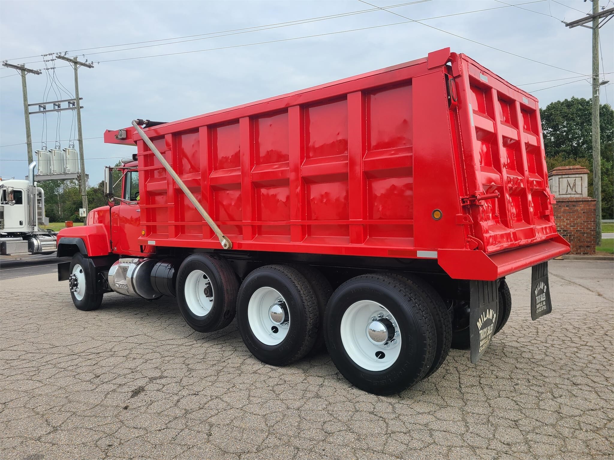 Used 2001 Mack RD688S For Sale in Sutherlin, VA 5023095943