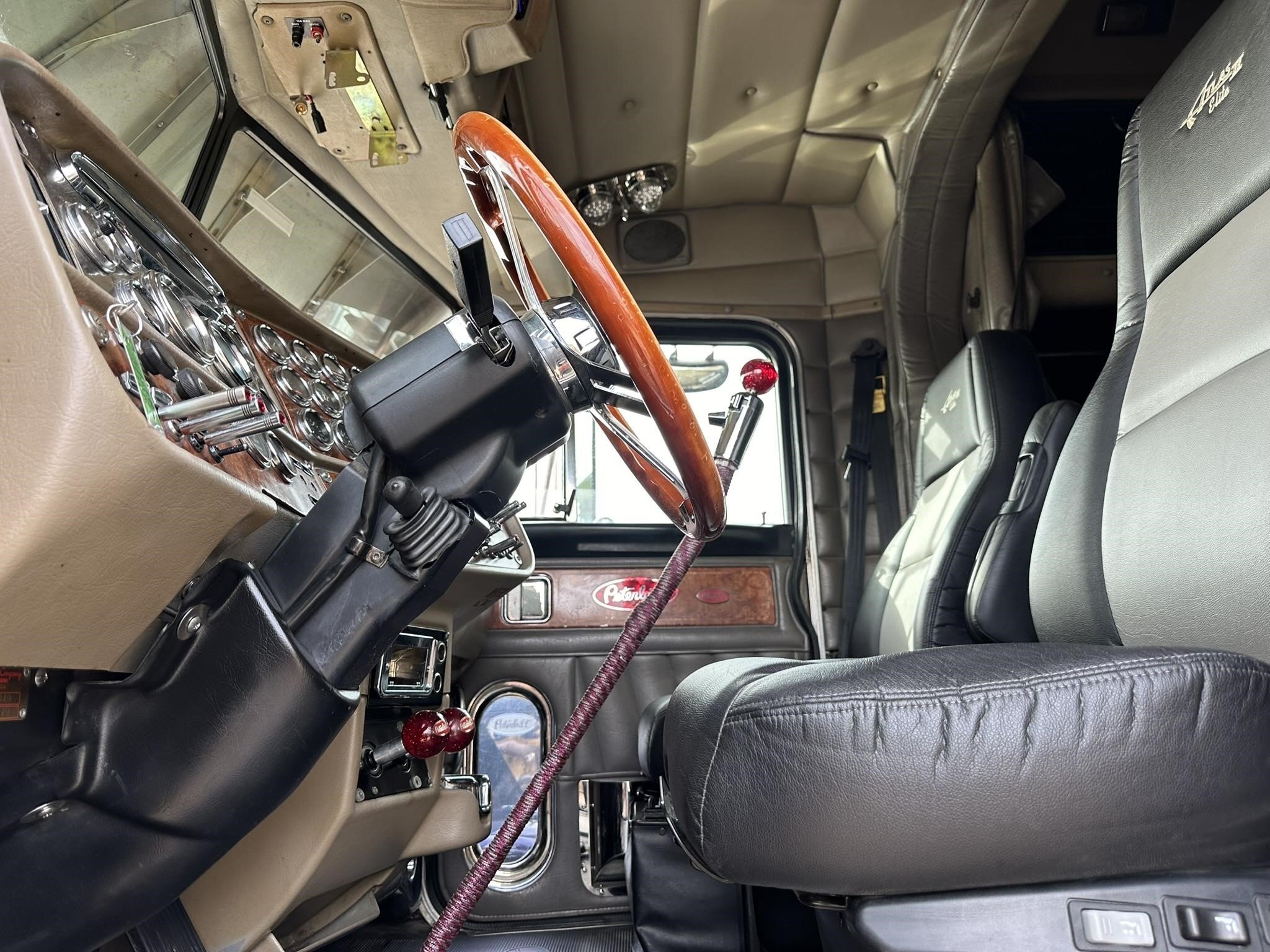 Used 2002 Peterbilt 379EXHD For Sale in Fayette, AL 5030056367