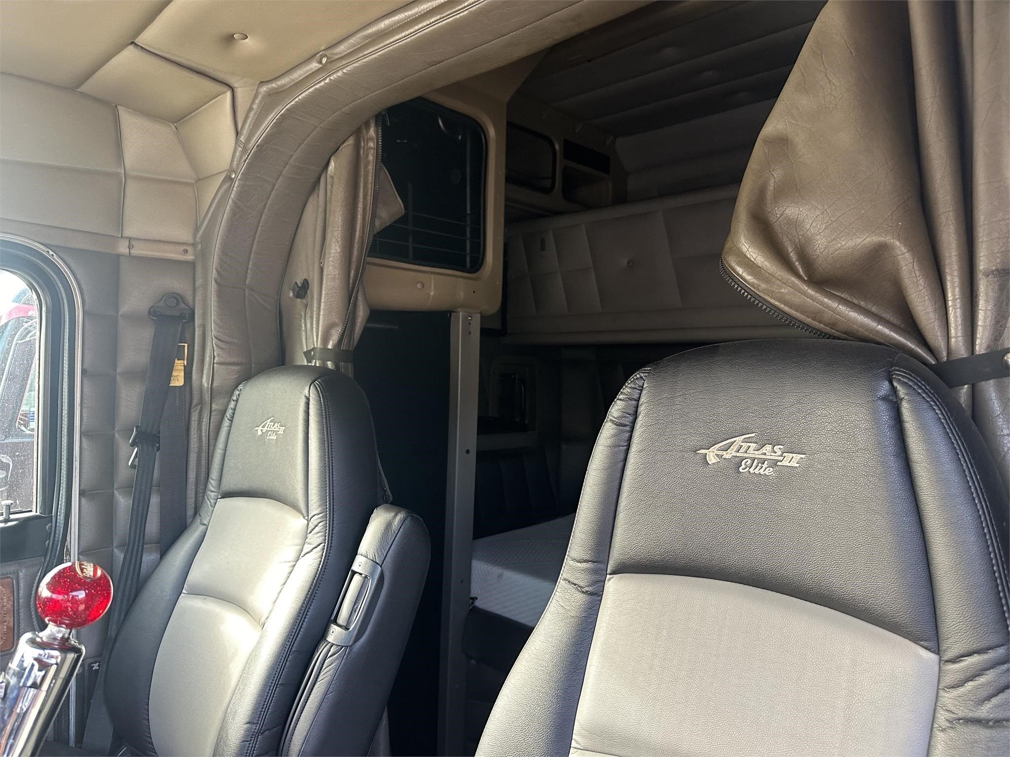 Used 2002 Peterbilt 379EXHD For Sale in Fayette, AL 5030056367