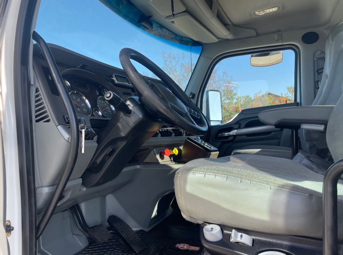 Used 2018 Kenworth T880 in Mira Loma, CA Commercial Truck Trader