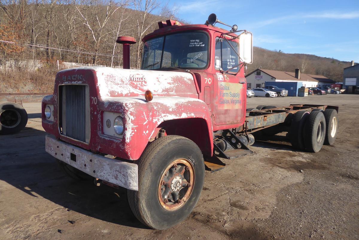 Used 1966 Mack R611 For Sale in Sparrowbush, NY - 5030230912 ...