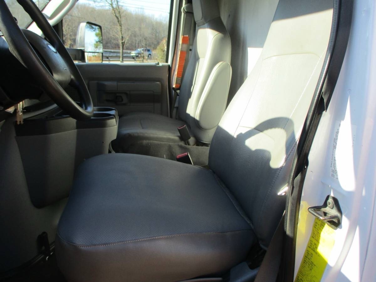 Used 2011 Ford Econoline For Sale in Turnersville, NJ 5030499913