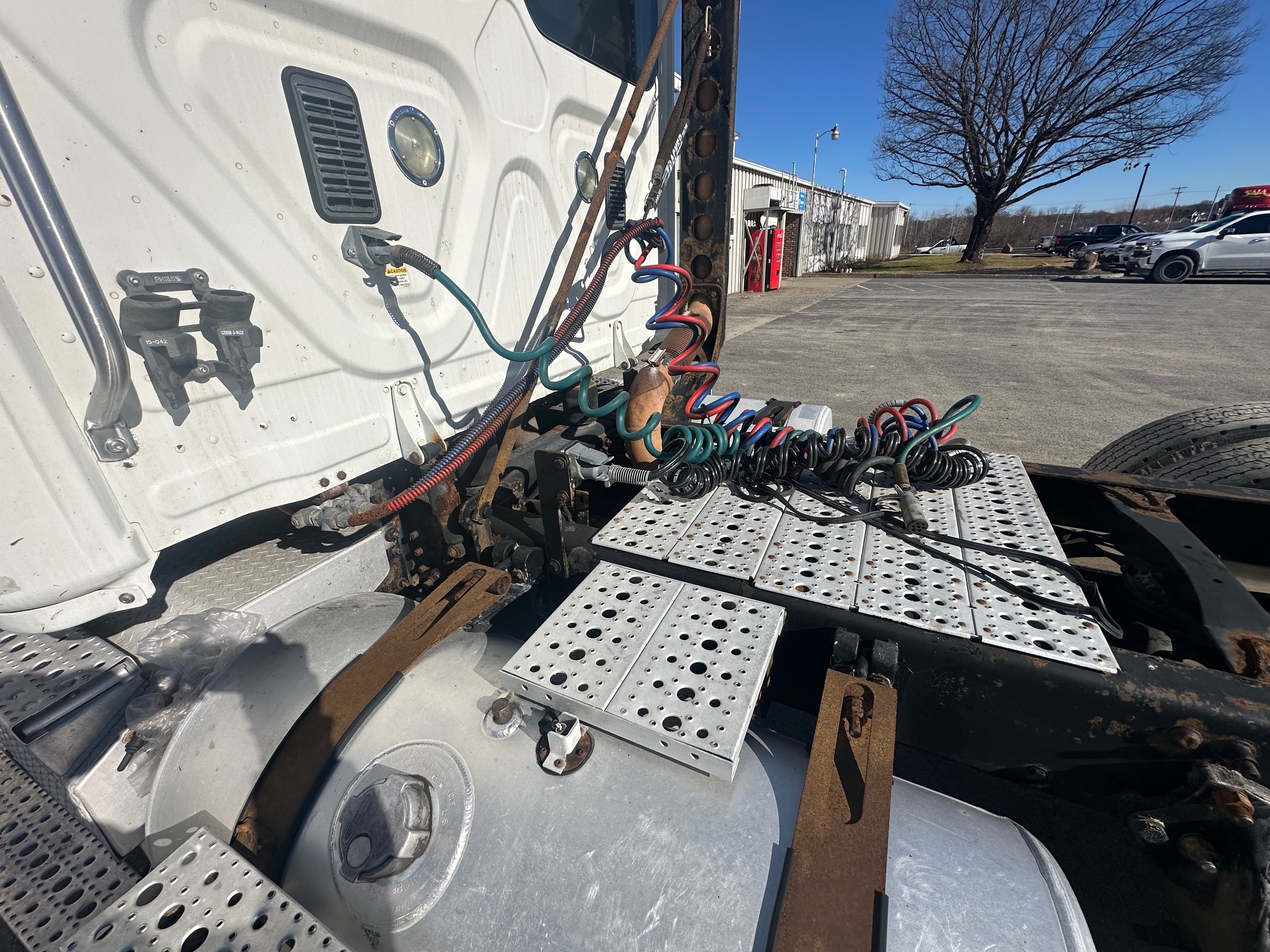 Used 2009 Freightliner Cascadia For Sale in Wind Gap, PA 5030543726