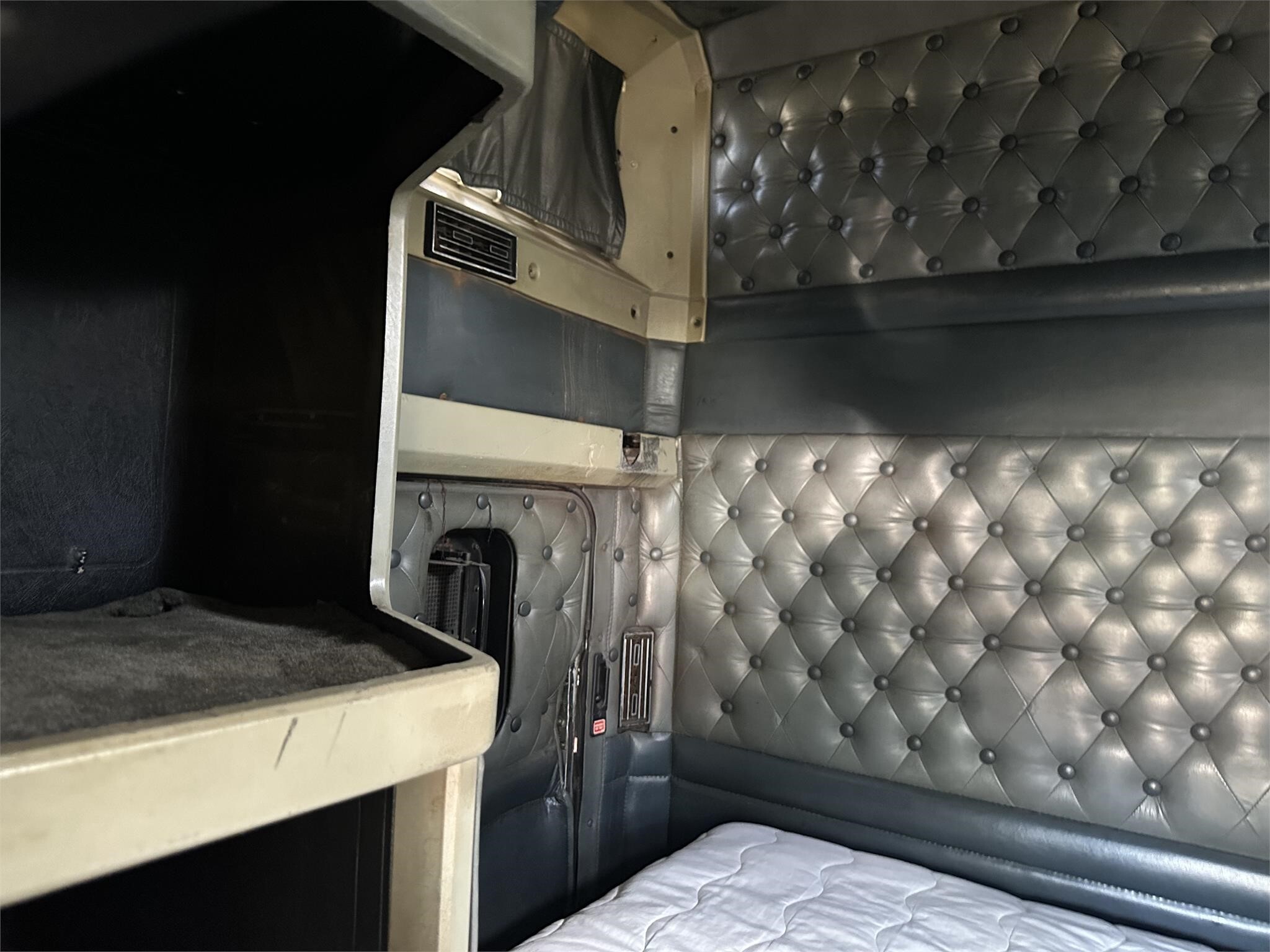 Used 1996 Kenworth W900L For Sale in Fayette, AL 5030615239