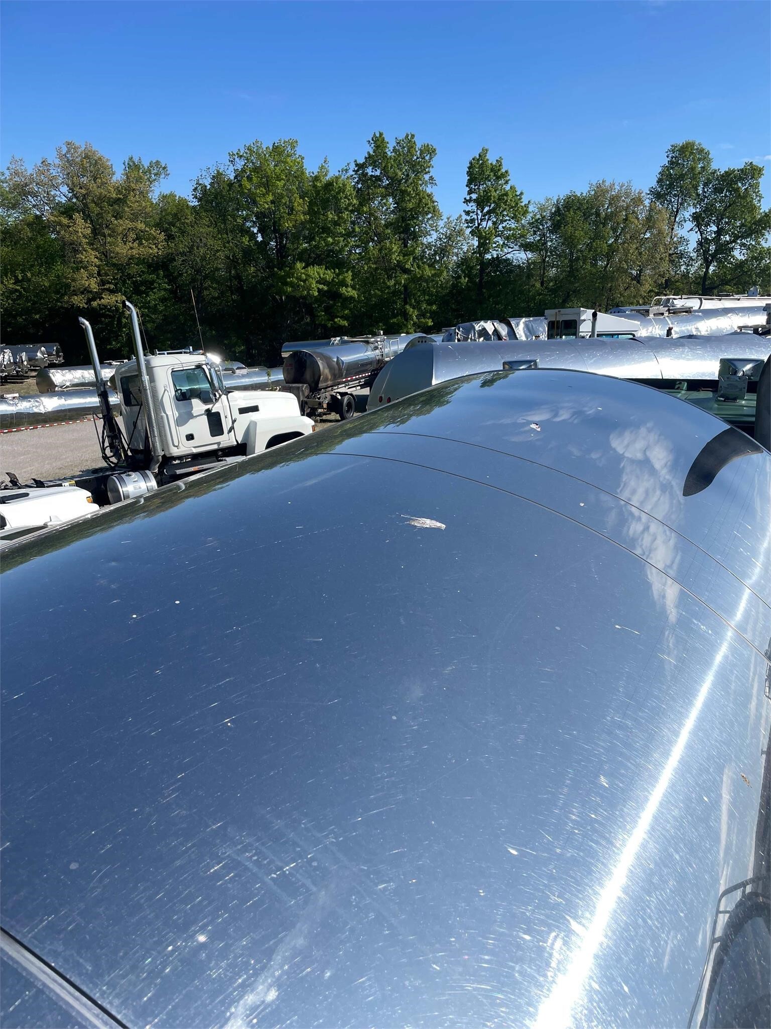 Used 2008 Volvo VHD64B200 For Sale in Perryville, MO 5028185840