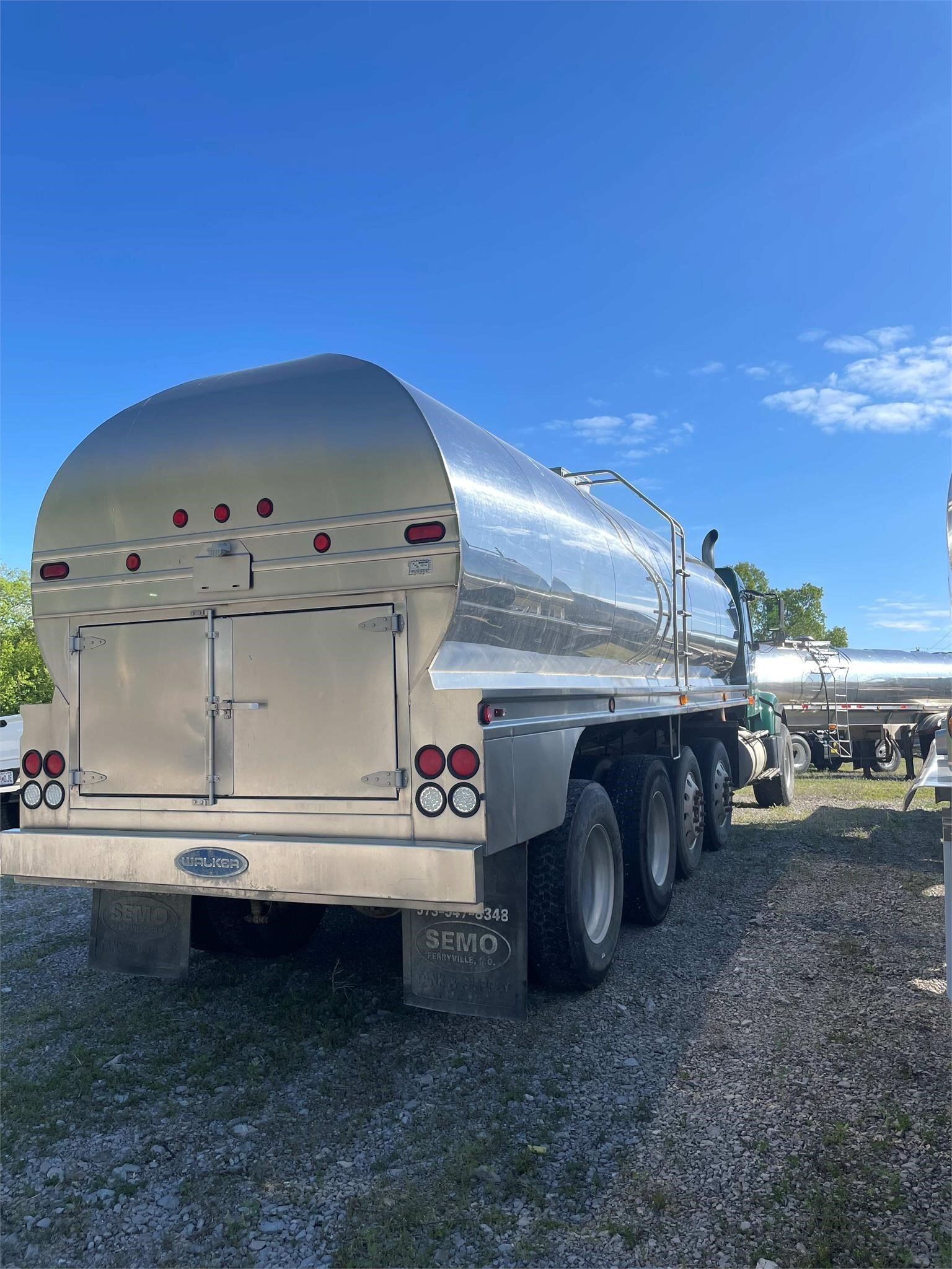 Used 2008 Volvo VHD64B200 For Sale in Perryville, MO 5028185840