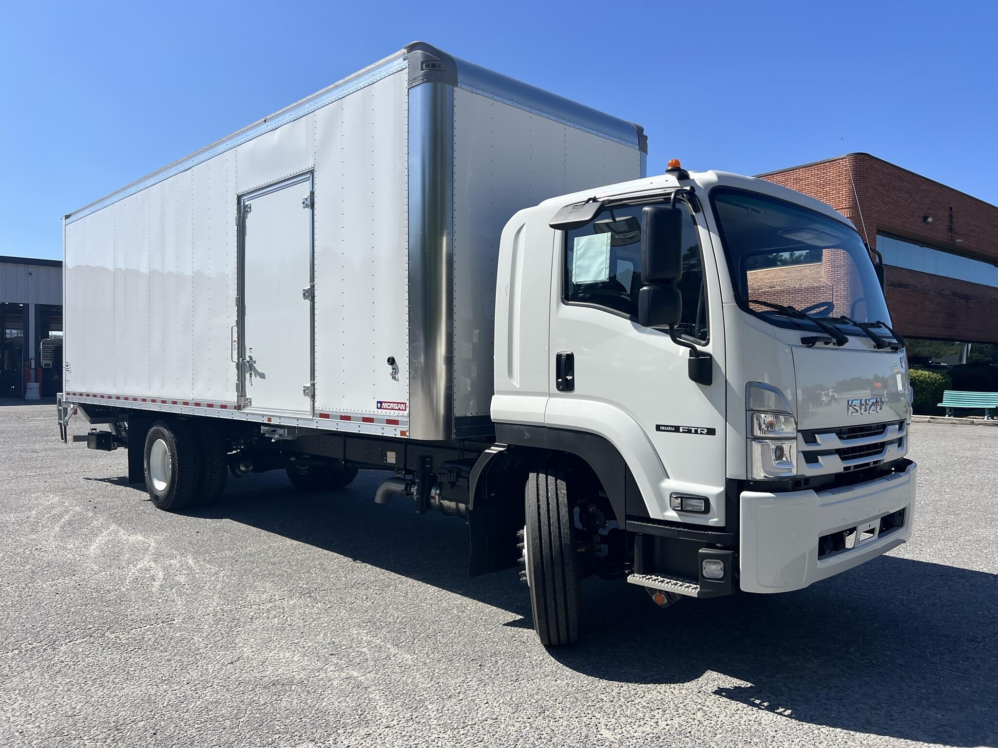 Photo of a 2025 Isuzu FTR