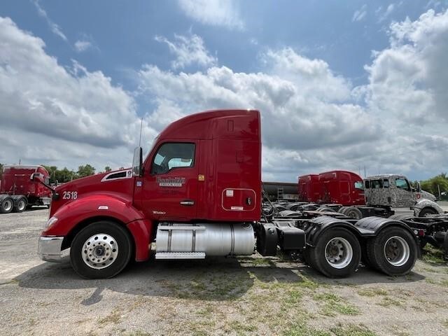 2022 Kenworth T680