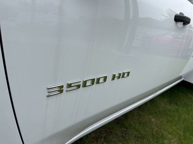 2025 Chevrolet Silverado 3500