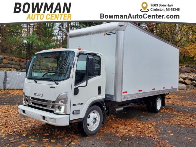 2025 Isuzu NPR HD