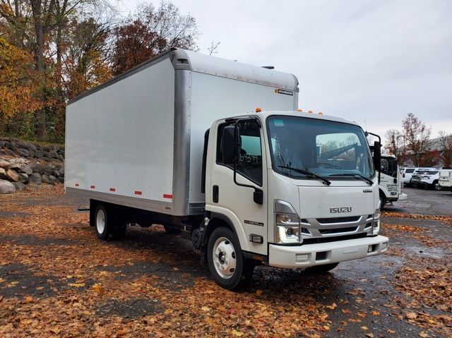 2025 Isuzu NPR HD