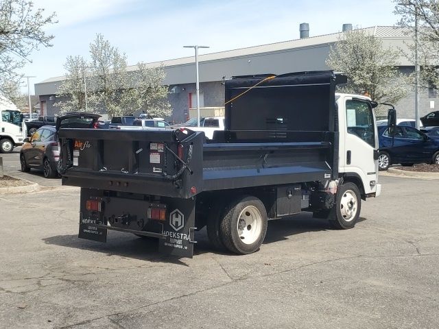 2024 Isuzu NPR HD