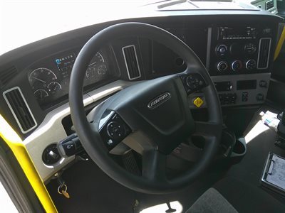 2022 Freightliner Cascadia