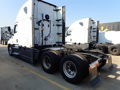 2022 Freightliner Cascadia
