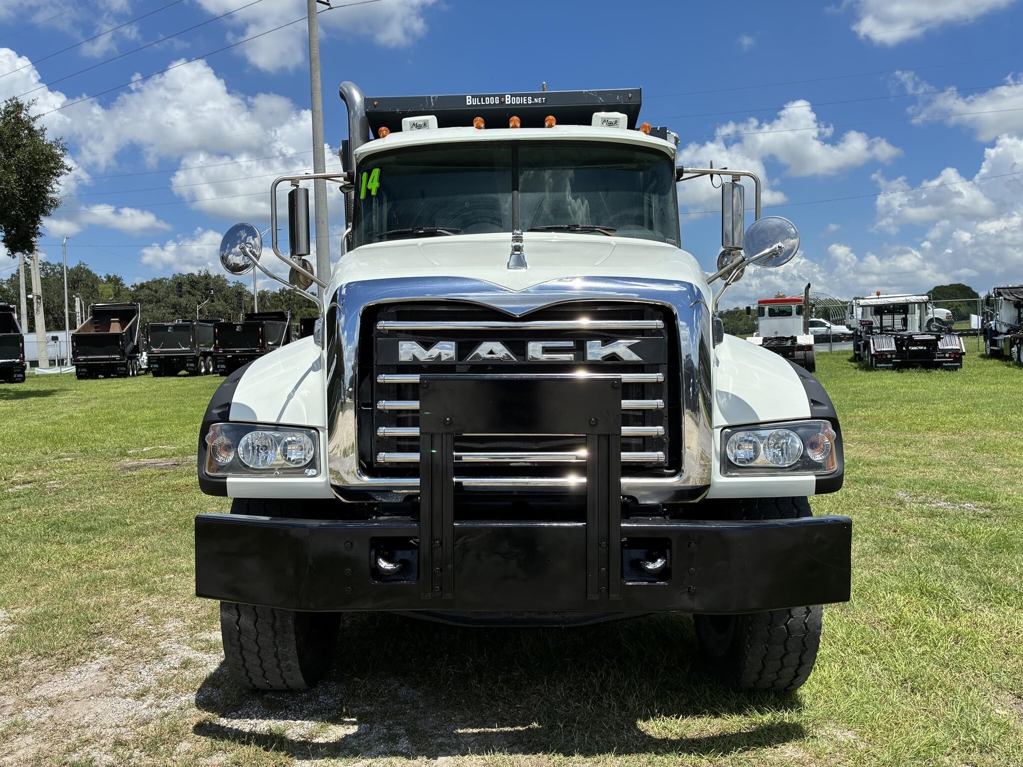 2014 Mack GRANITE GU713