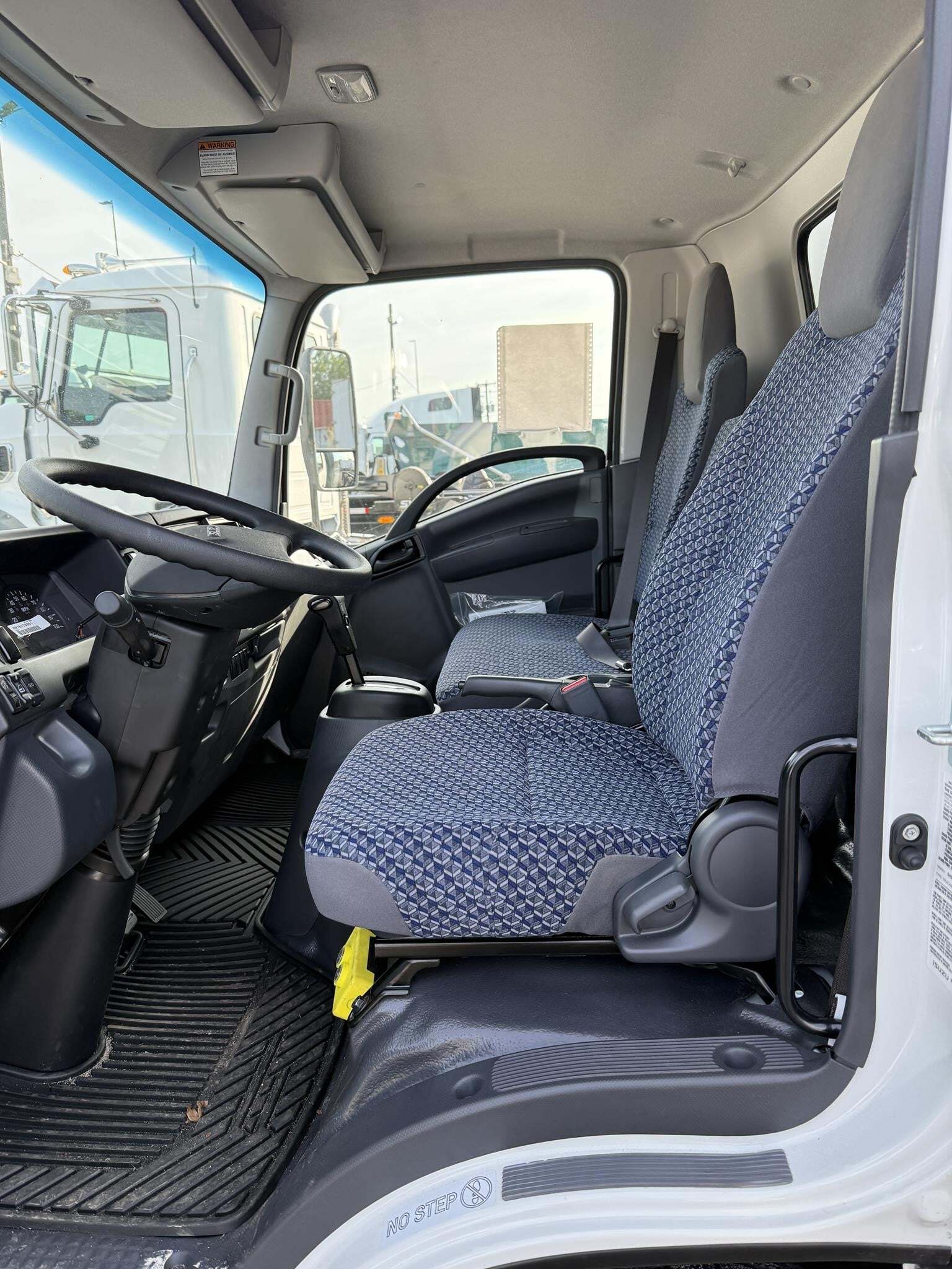 2026 Isuzu NRR